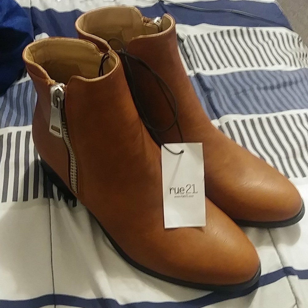 Rue 21 Brown Boots